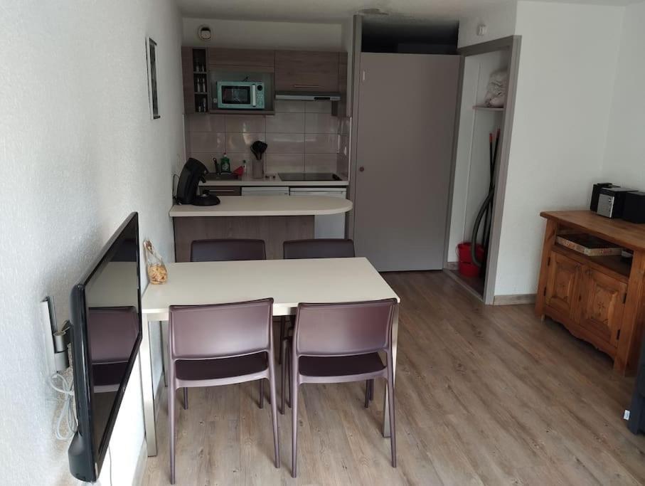 Appartement Idealement Situe Saint-Chaffrey Exterior photo
